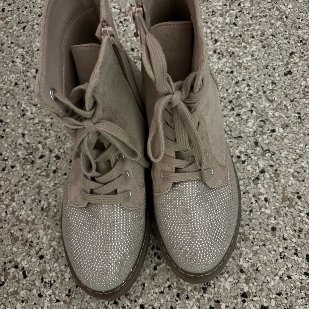 Stylish Tan Lace-Up Boots with Rhinestone Detail